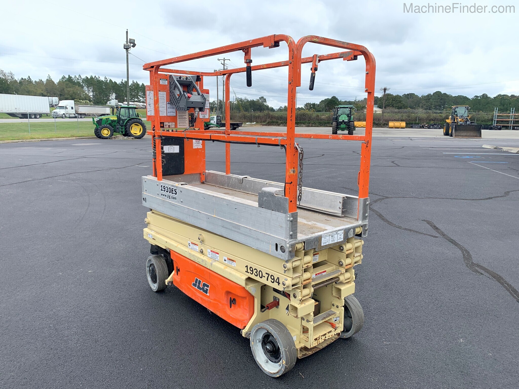 2014 JLG 1930ES Image 3