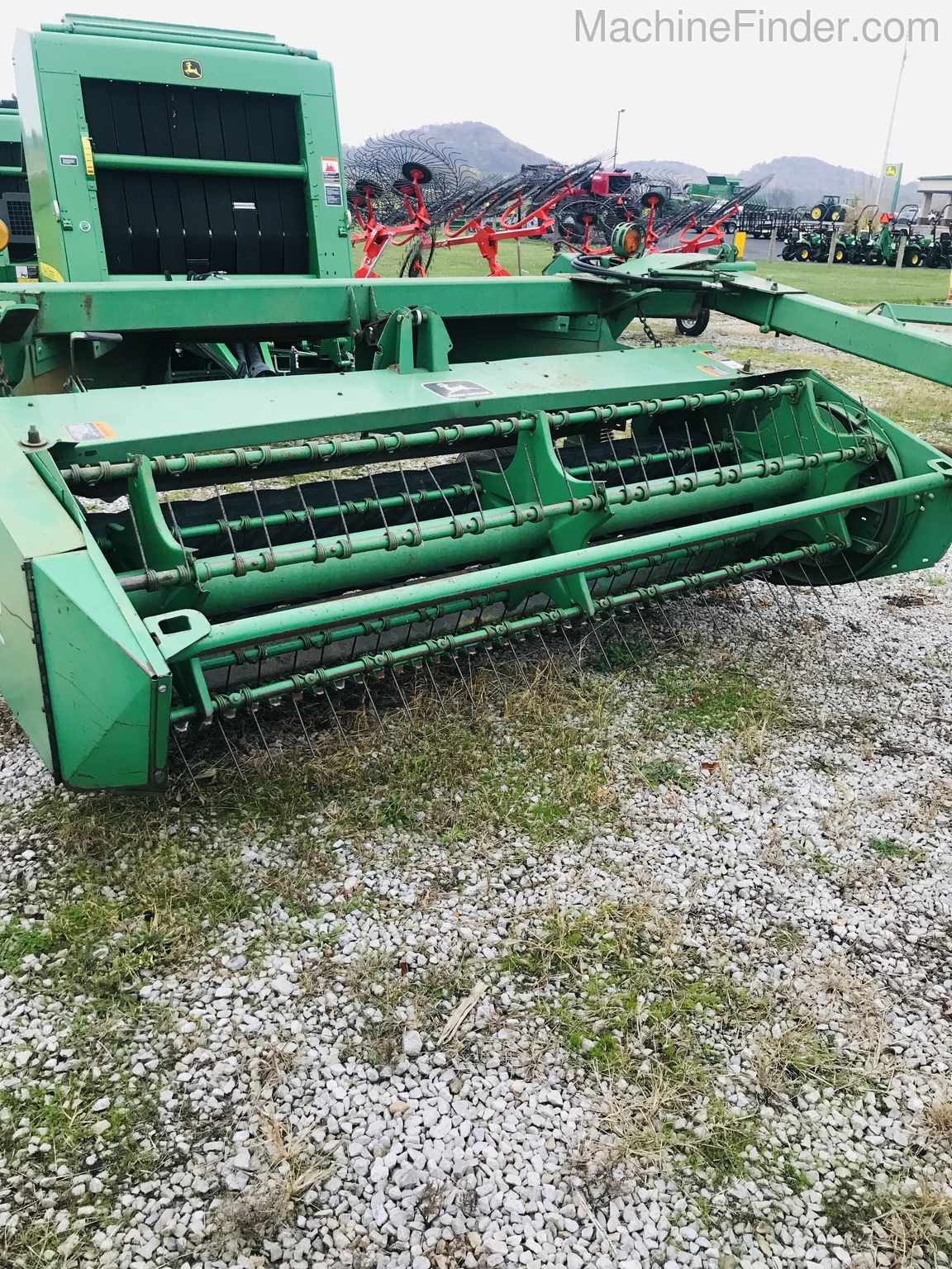 1996 John Deere 820 Image 2