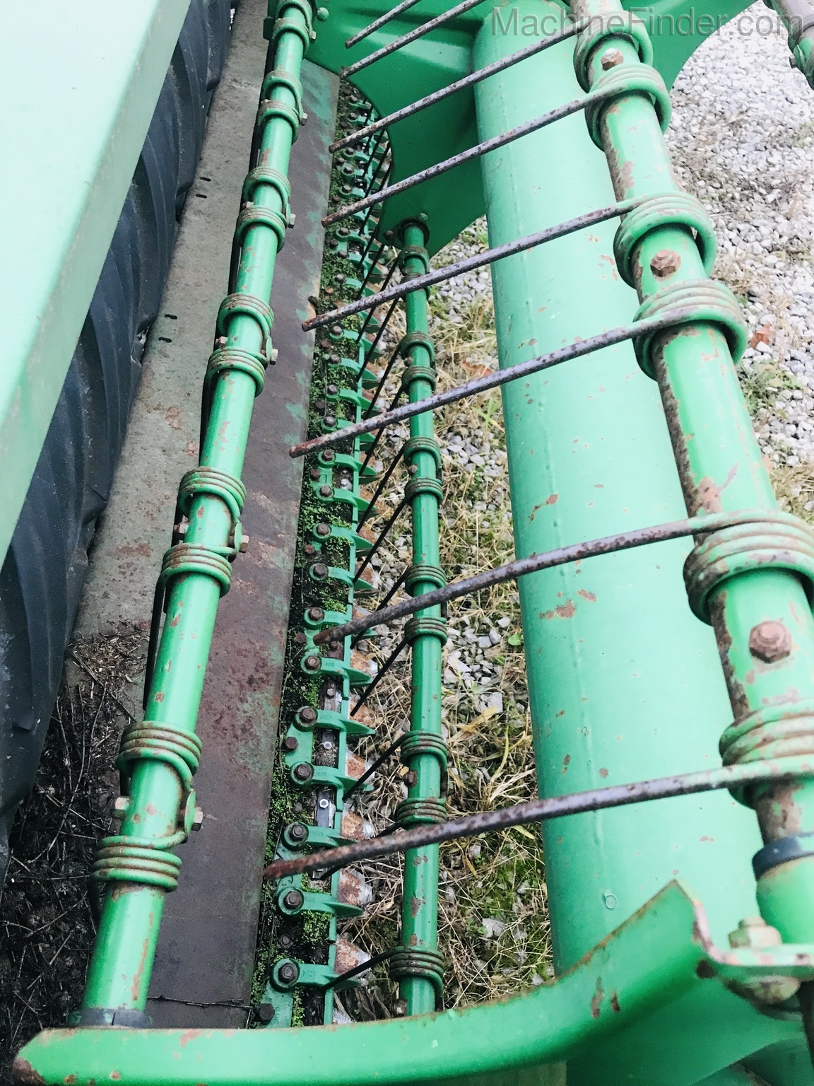 1996 John Deere 820 Image 5