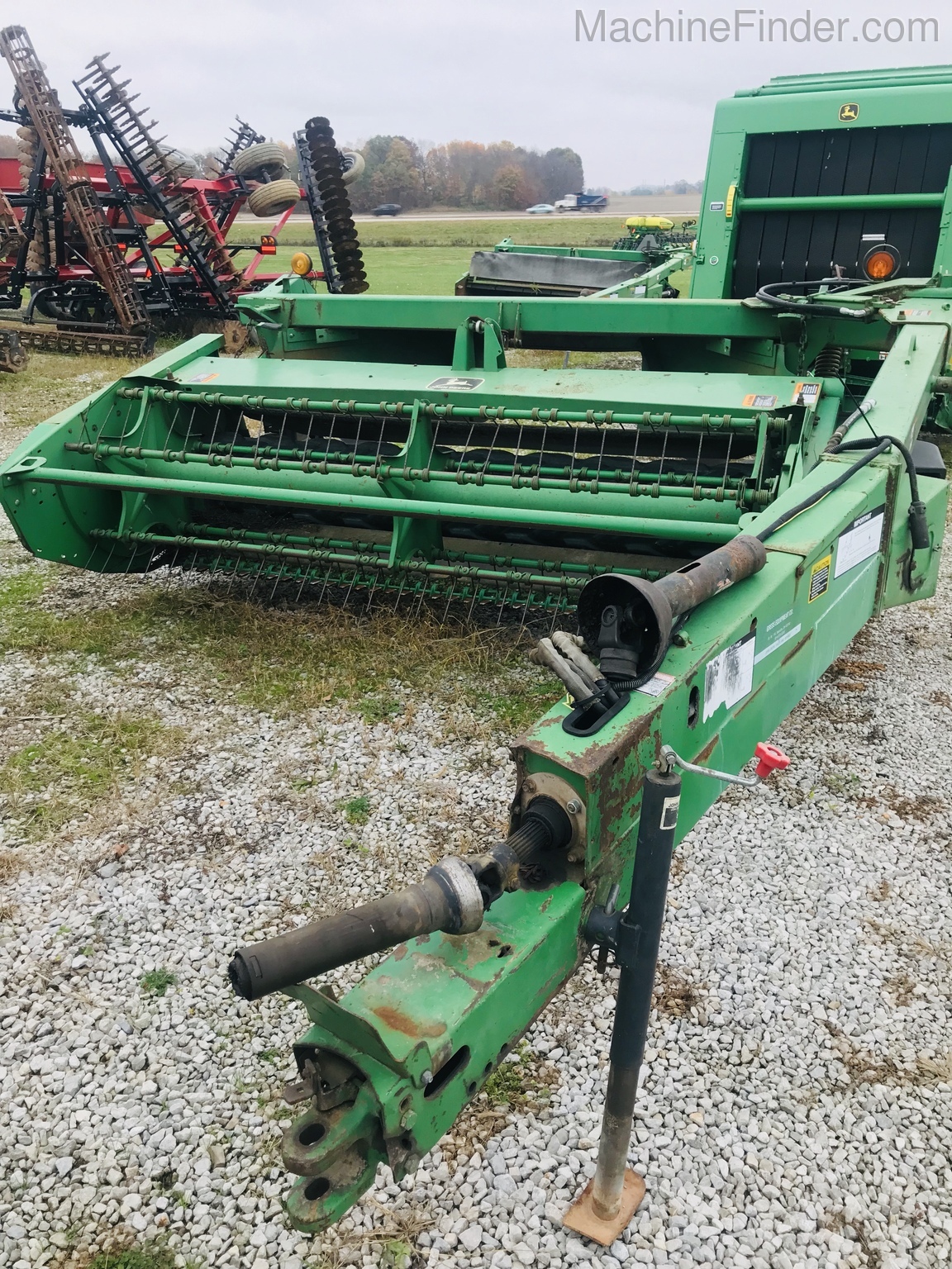 1996 John Deere 820 Image 1