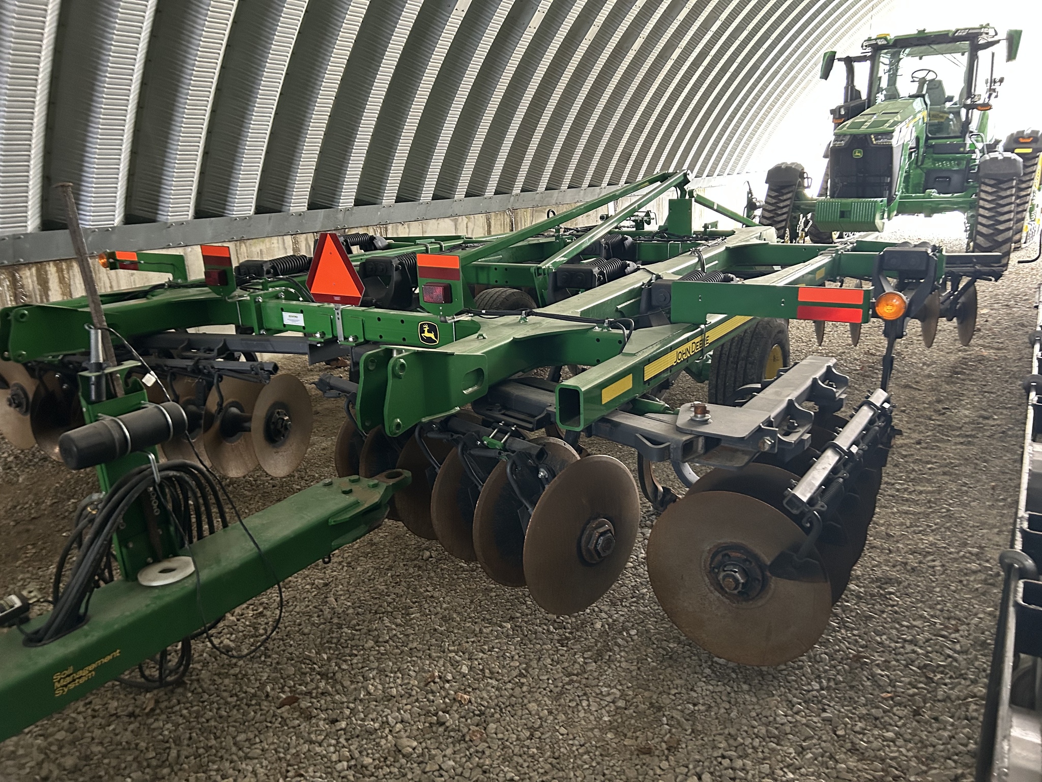 2018 John Deere 2720 Image 10