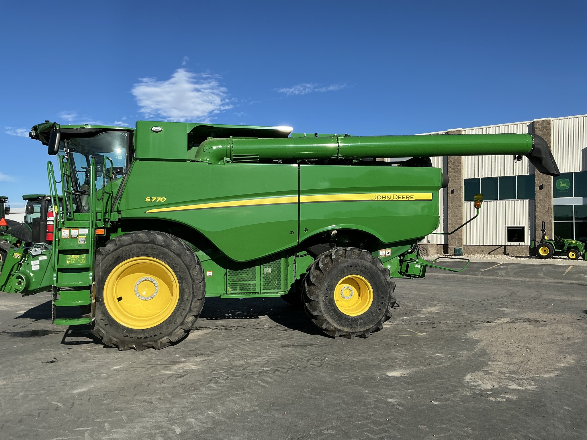 2023 John Deere S770 Image 2