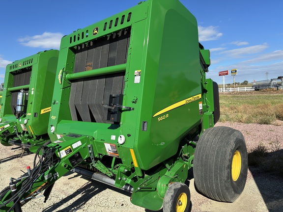 2021 John Deere 560R (2nd thumbnail)