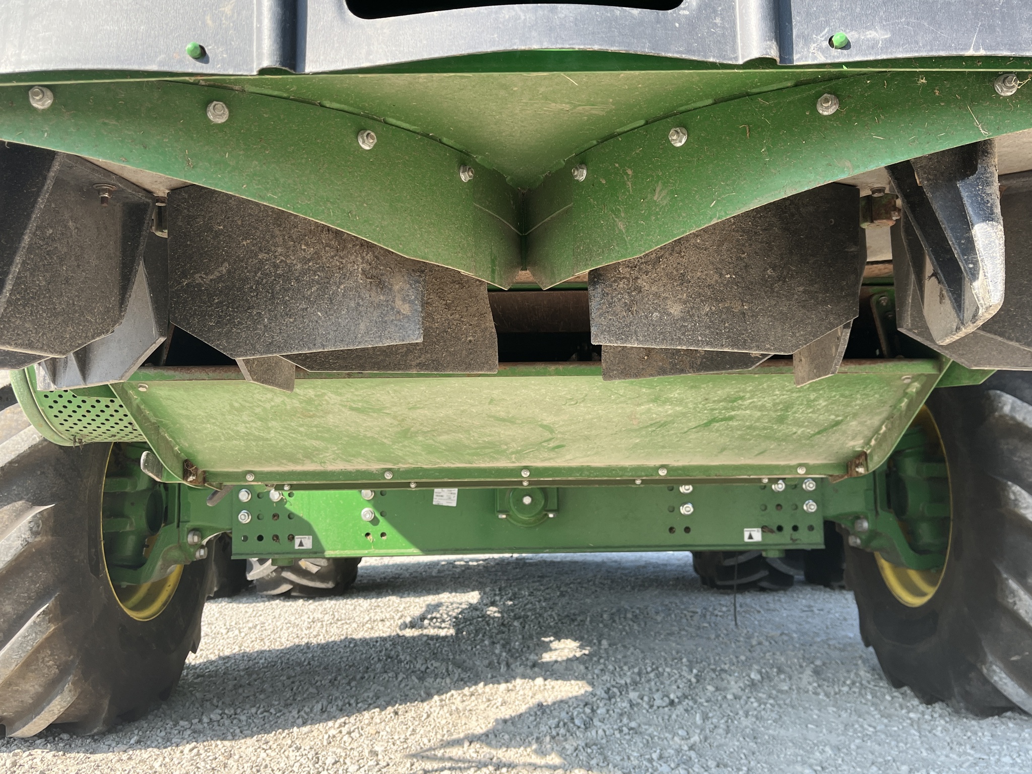  2021 John Deere S780 at Heritage Tractor in Kewanee, IL