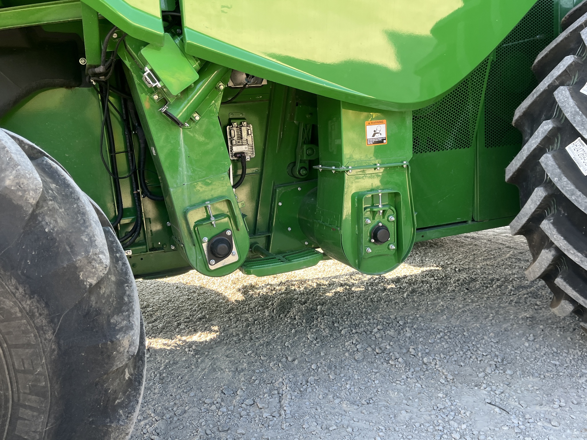  2021 John Deere S780 at Heritage Tractor in Kewanee, IL