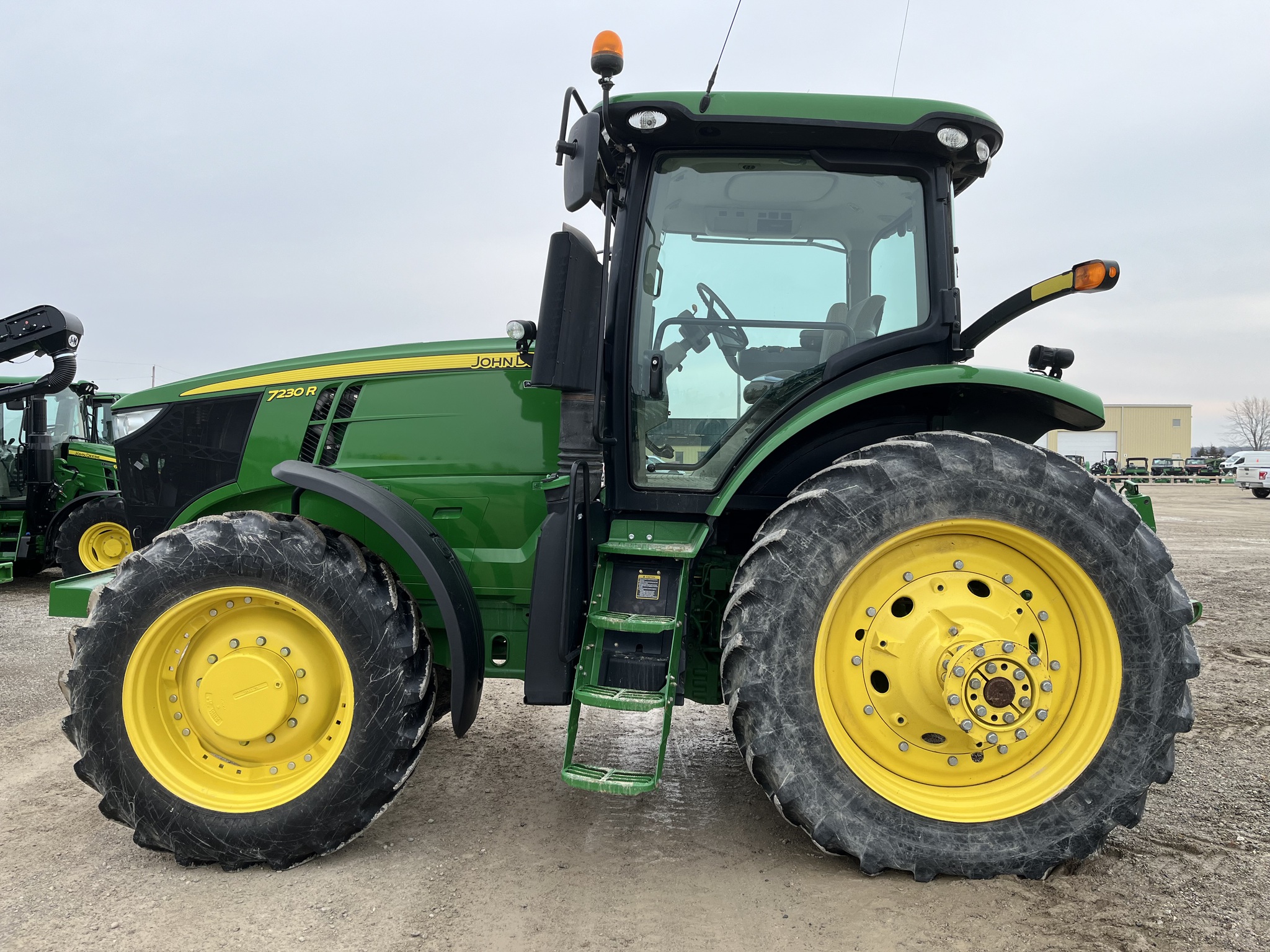 2012 John Deere 7230R Row Crop Tractors