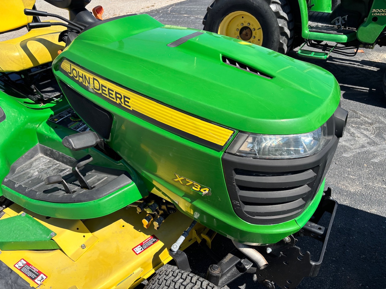  2013 John Deere X734 at Heritage Tractor in Pontiac, IL
