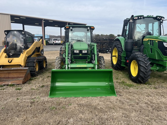2019 John Deere 5075E Photo 1