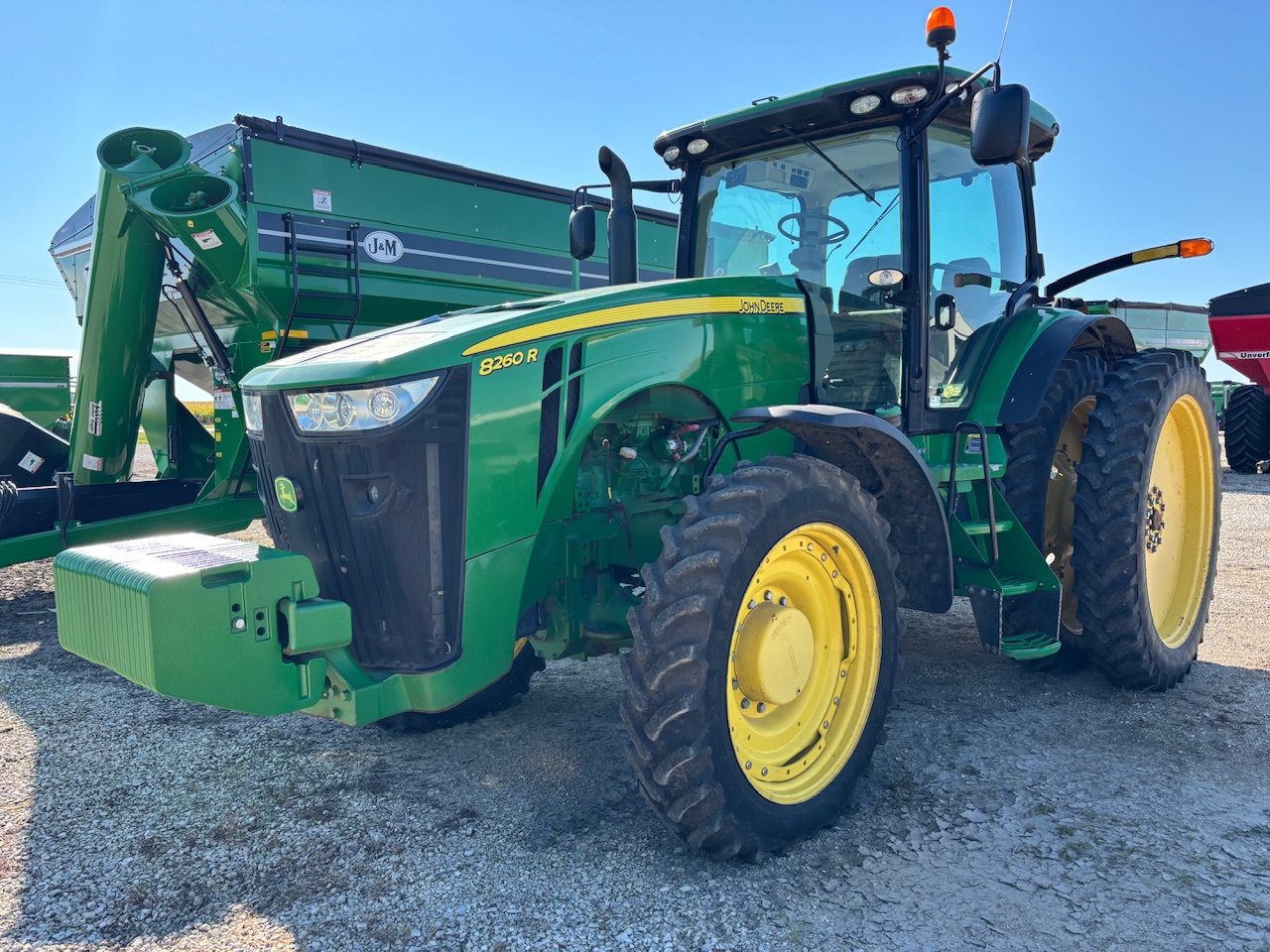  2013 John Deere 8260R at Heritage Tractor in Streator, IL