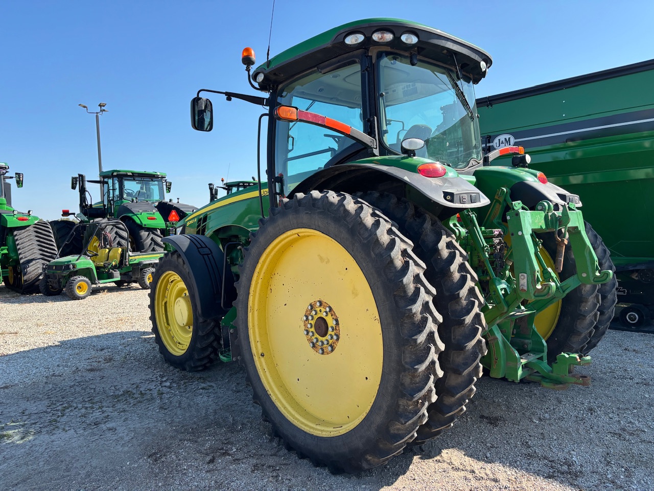  2013 John Deere 8260R at Heritage Tractor in Streator, IL