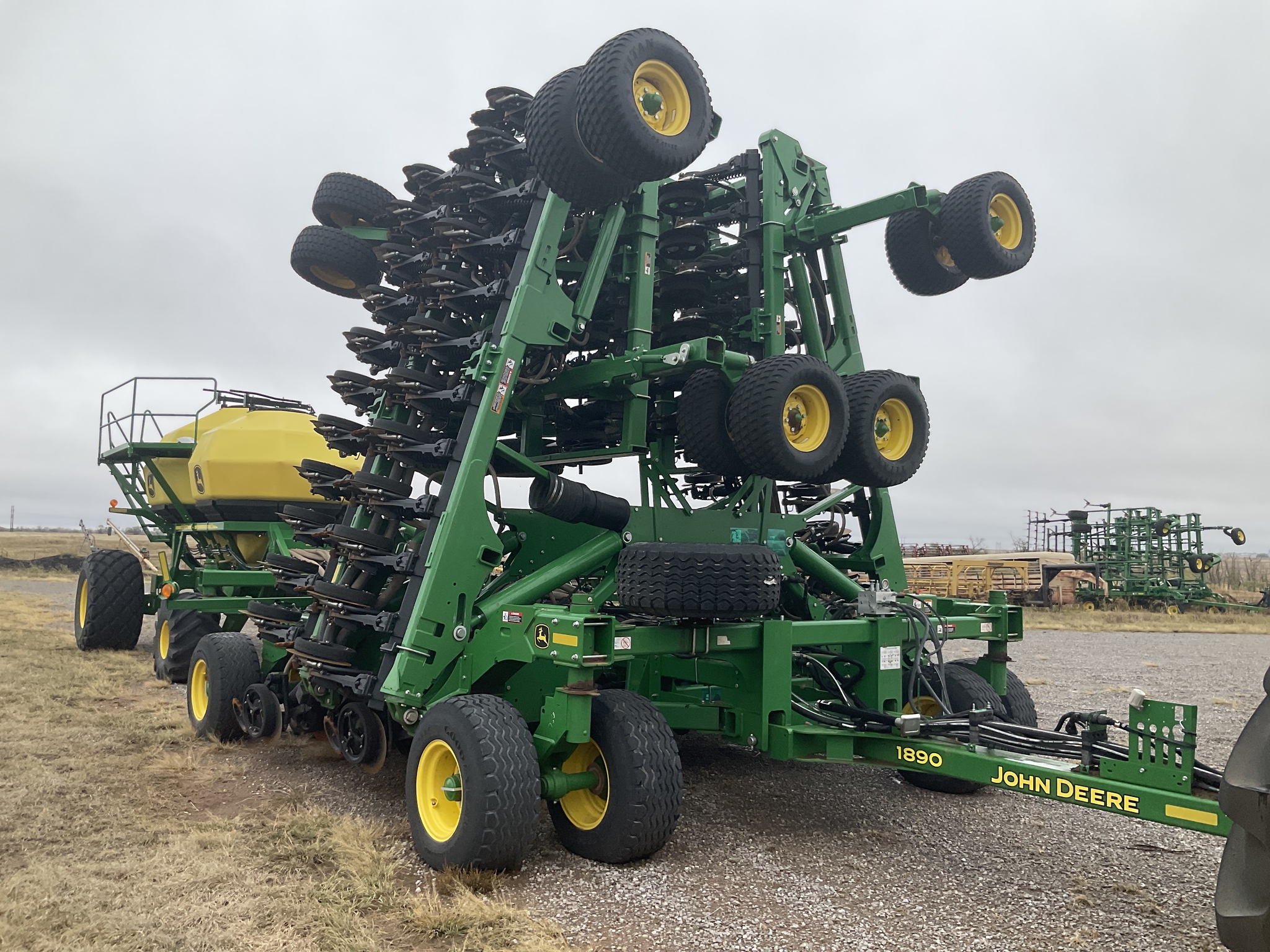 2021 John Deere 1890 Image 3