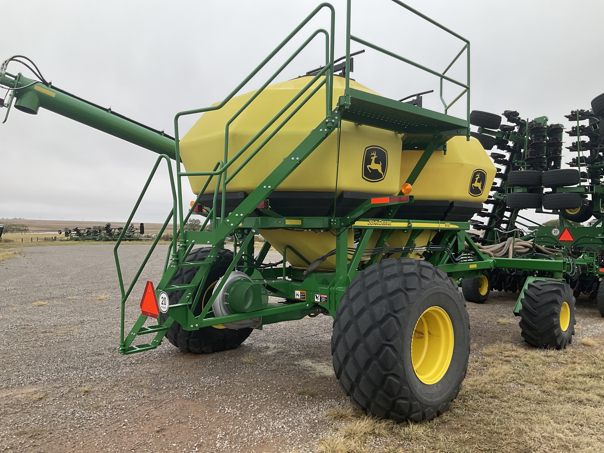 2021 John Deere 1890 Image 7
