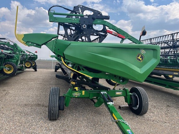 Used 2024 John Deere HD45R Combine Platforms at Horizon Ag & Turf in Lloydminster, AB - Photo3