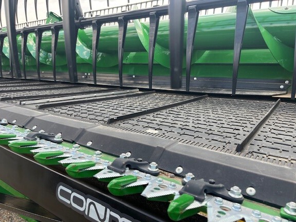 Used 2024 John Deere HD45R Combine Platforms at Horizon Ag & Turf in Lloydminster, AB - Photo5