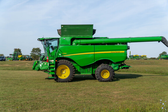 Used 2024 John Deere S760 Combines at Koenig Equipment in Anna, OH - Photo1