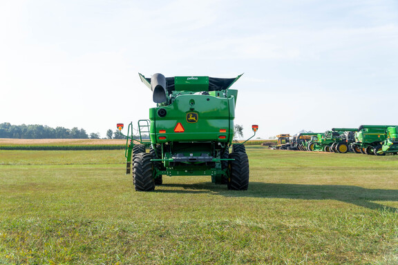 Used 2024 John Deere S760 Combines at Koenig Equipment in Anna, OH - Photo3