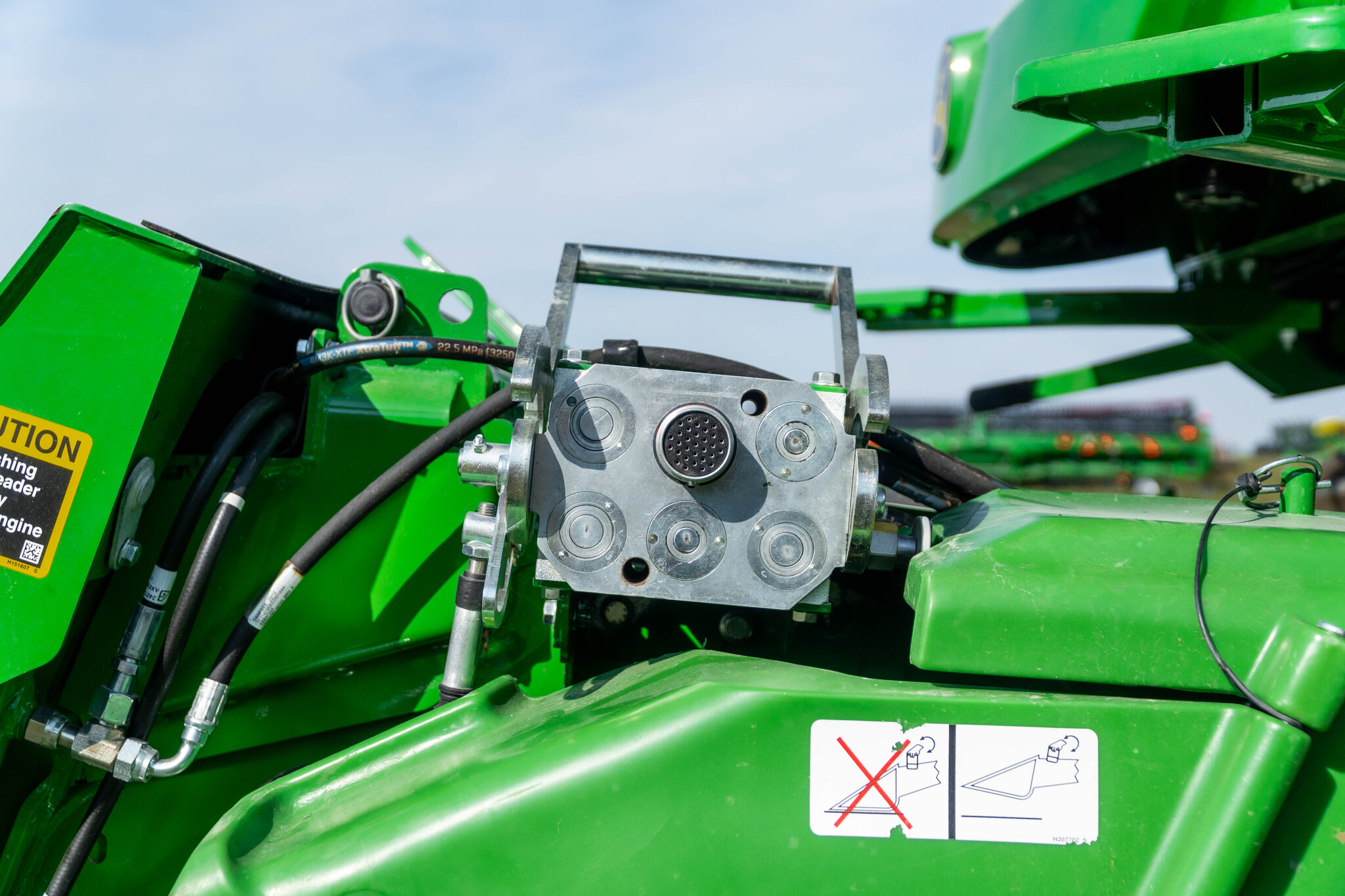 Used 2024 John Deere S760 Combines at Koenig Equipment in Anna, OH - PhotoXL21