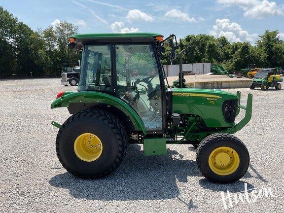 Photo of 2014 John Deere 5065E