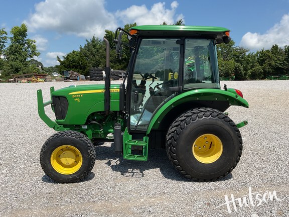 Photo of 2014 John Deere 5065E