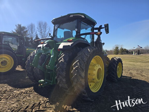 Photo of 2024 John Deere 8R 250