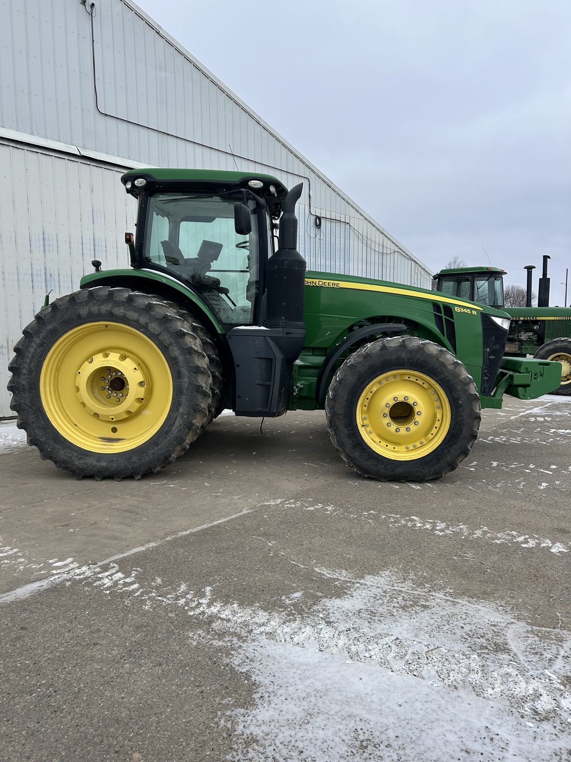 2015 John Deere 8345R Image 9
