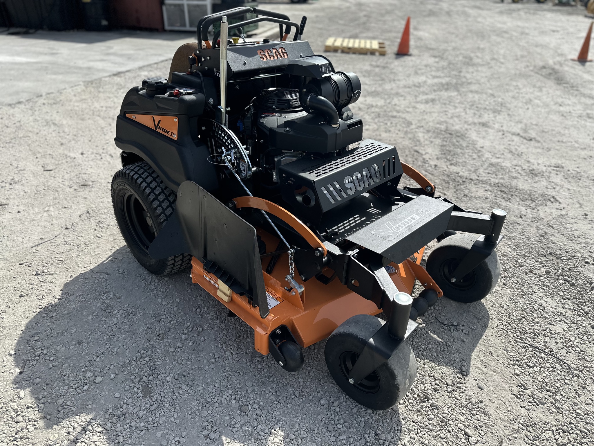 2025 Scag SVRXLII52V-38FXEFI Image 4