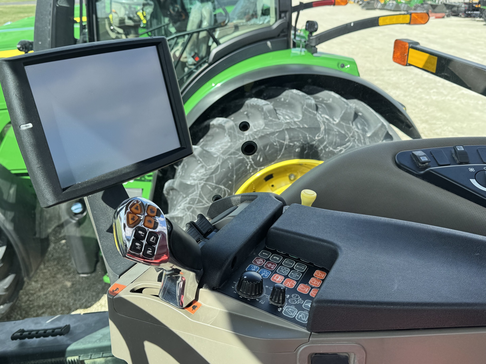 2014 Case IH Magnum 290 Image 8