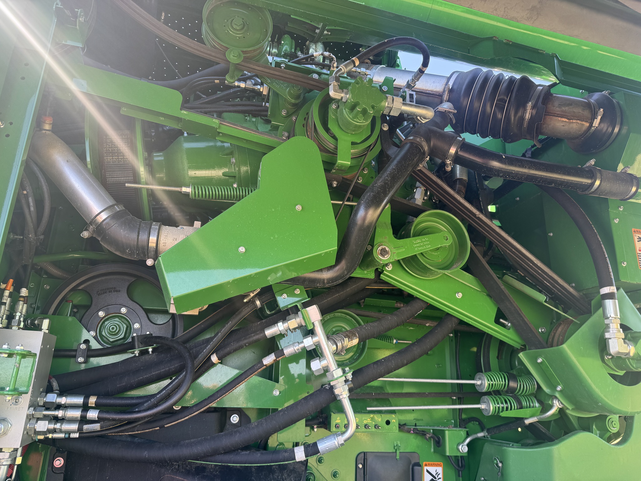  2023 John Deere S780 at Heritage Tractor in Monmouth, IL