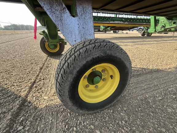 Used 2010 John Deere 640D Combine Platforms at Horizon Ag & Turf in Lloydminster, AB - Photo8