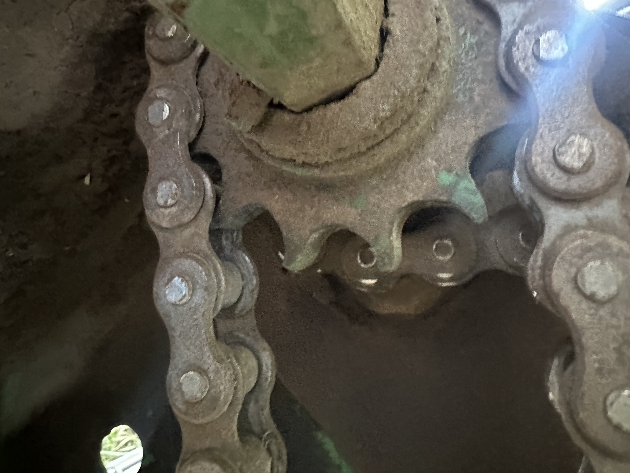 2019 John Deere 560M Image 25