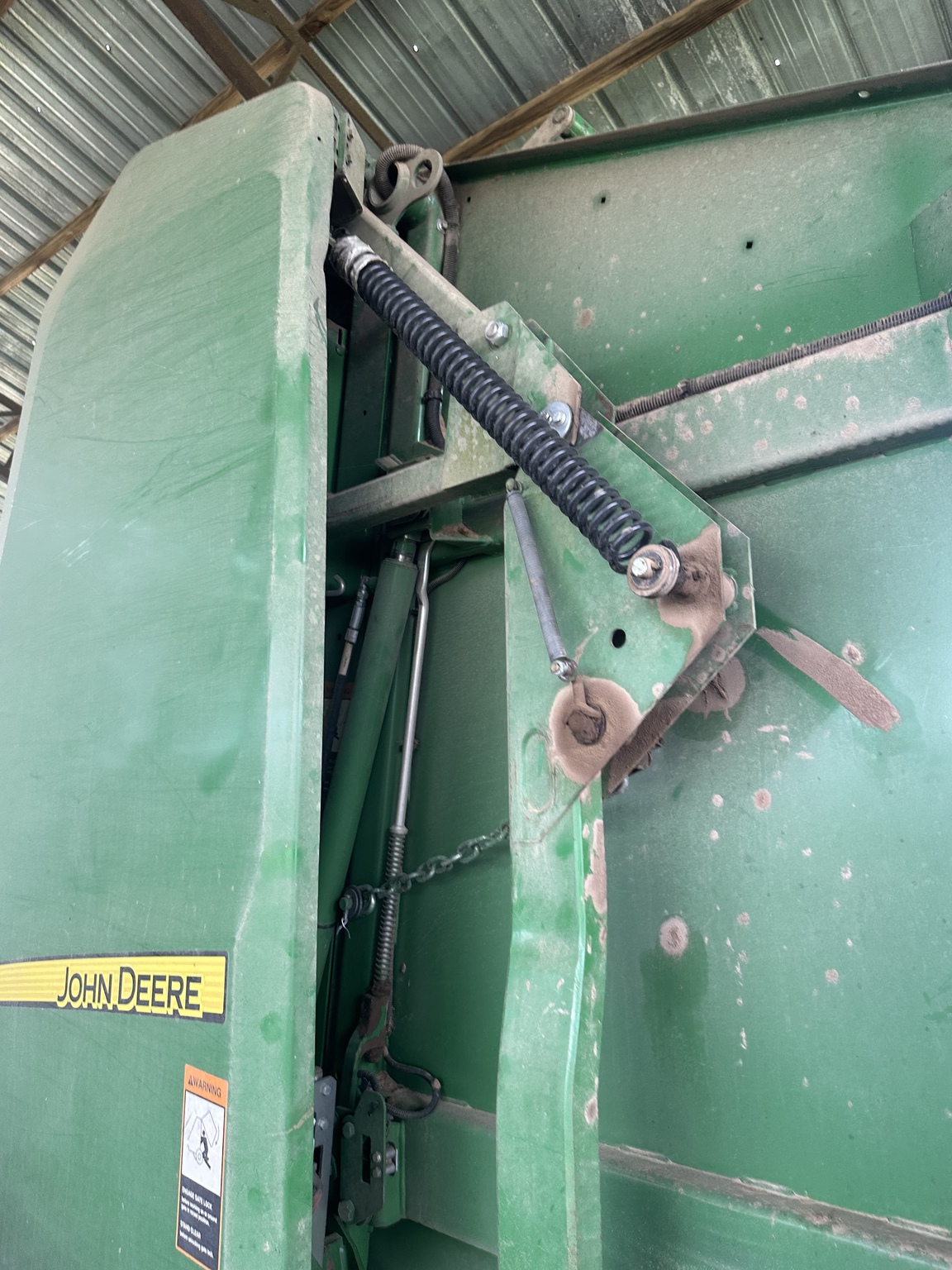 2019 John Deere 560M Image 16