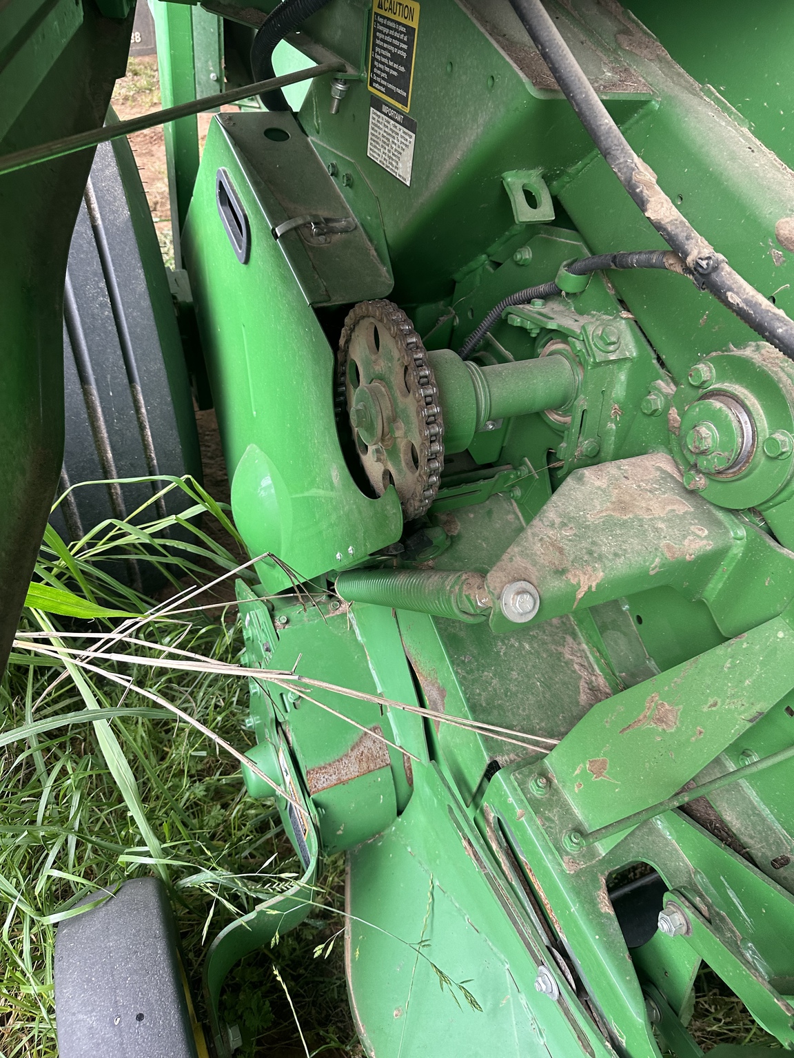 2019 John Deere 560M Image 22