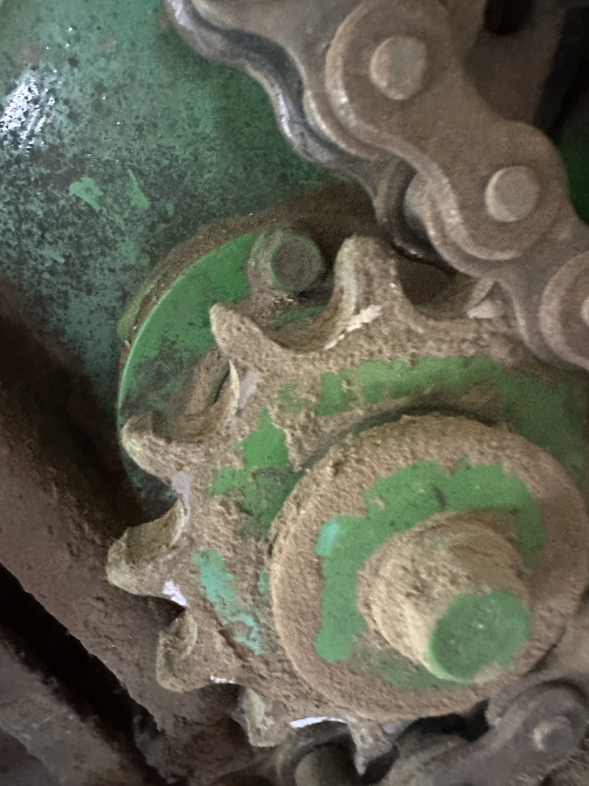 2019 John Deere 560M Image 8