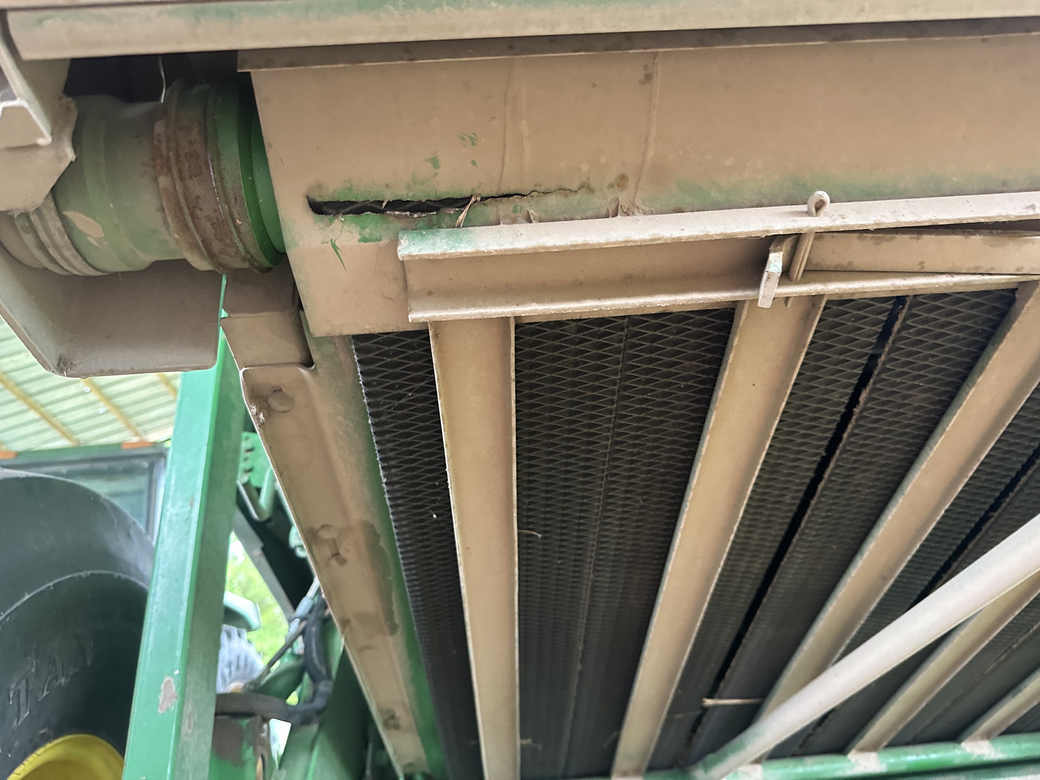 2019 John Deere 560M Image 11