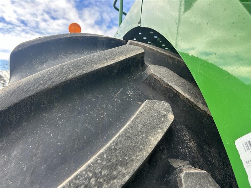2021 John Deere 9900 Image 18