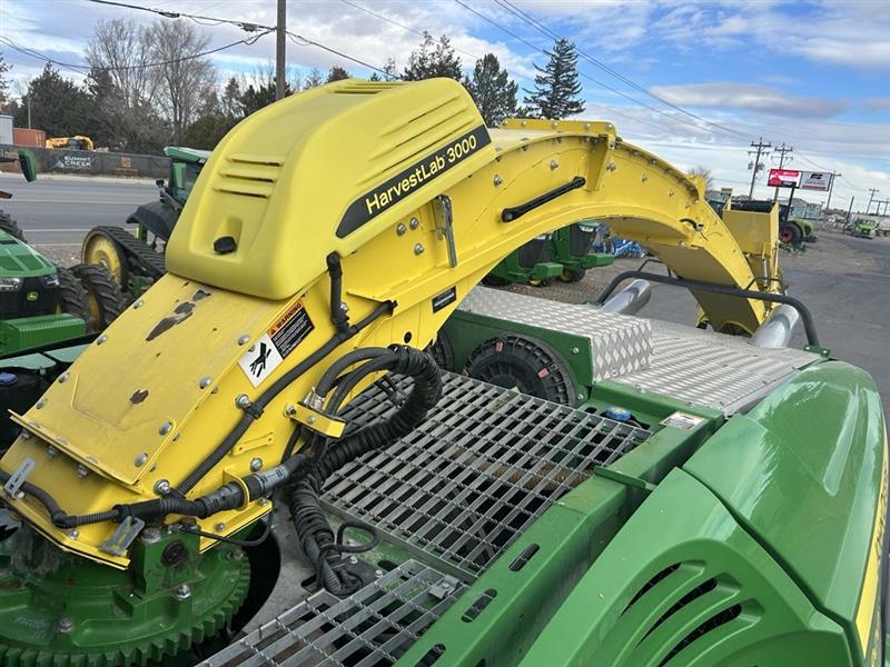 2021 John Deere 9900 Image 22