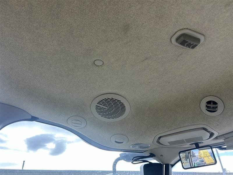 2021 John Deere 9900 Image 29