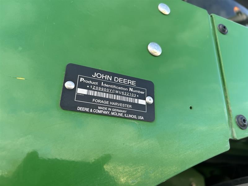 2021 John Deere 9900 Image 36