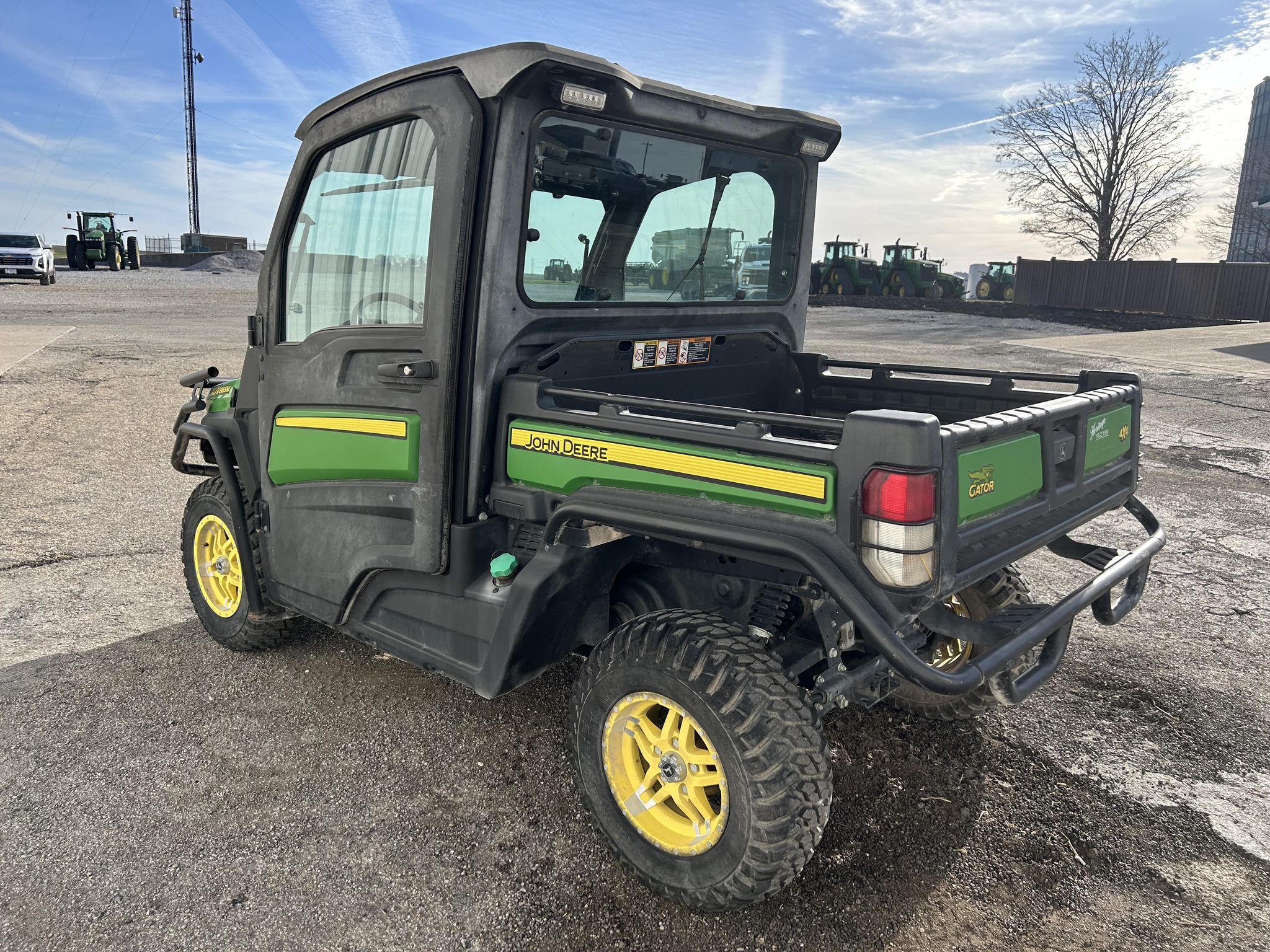  2019 John Deere XUV 865M at Heritage Tractor in Roanoke, IL