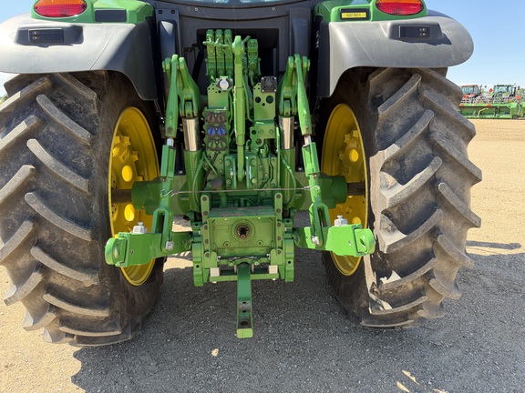 2025 John Deere 6R 175 - Photo26