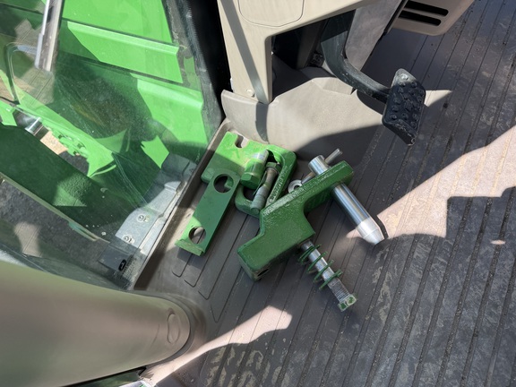 2025 John Deere 6R 175 - Photo30