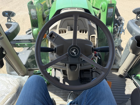 2025 John Deere 6R 175 - Photo32