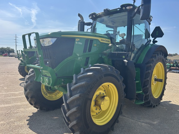  John Deere 6R 175