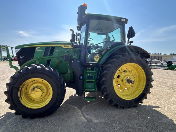2025 John Deere 6R 175 - Photo6