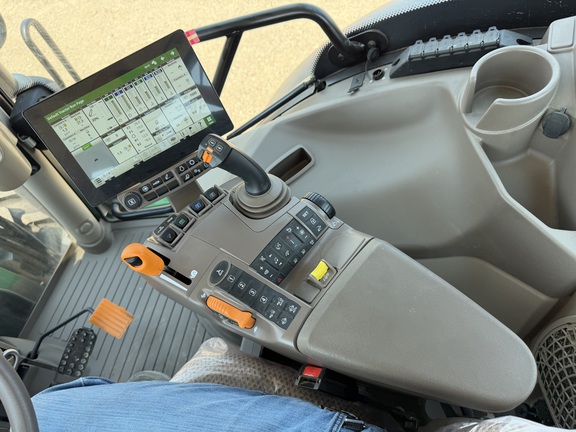 2025 John Deere 6R 175 - Photo29