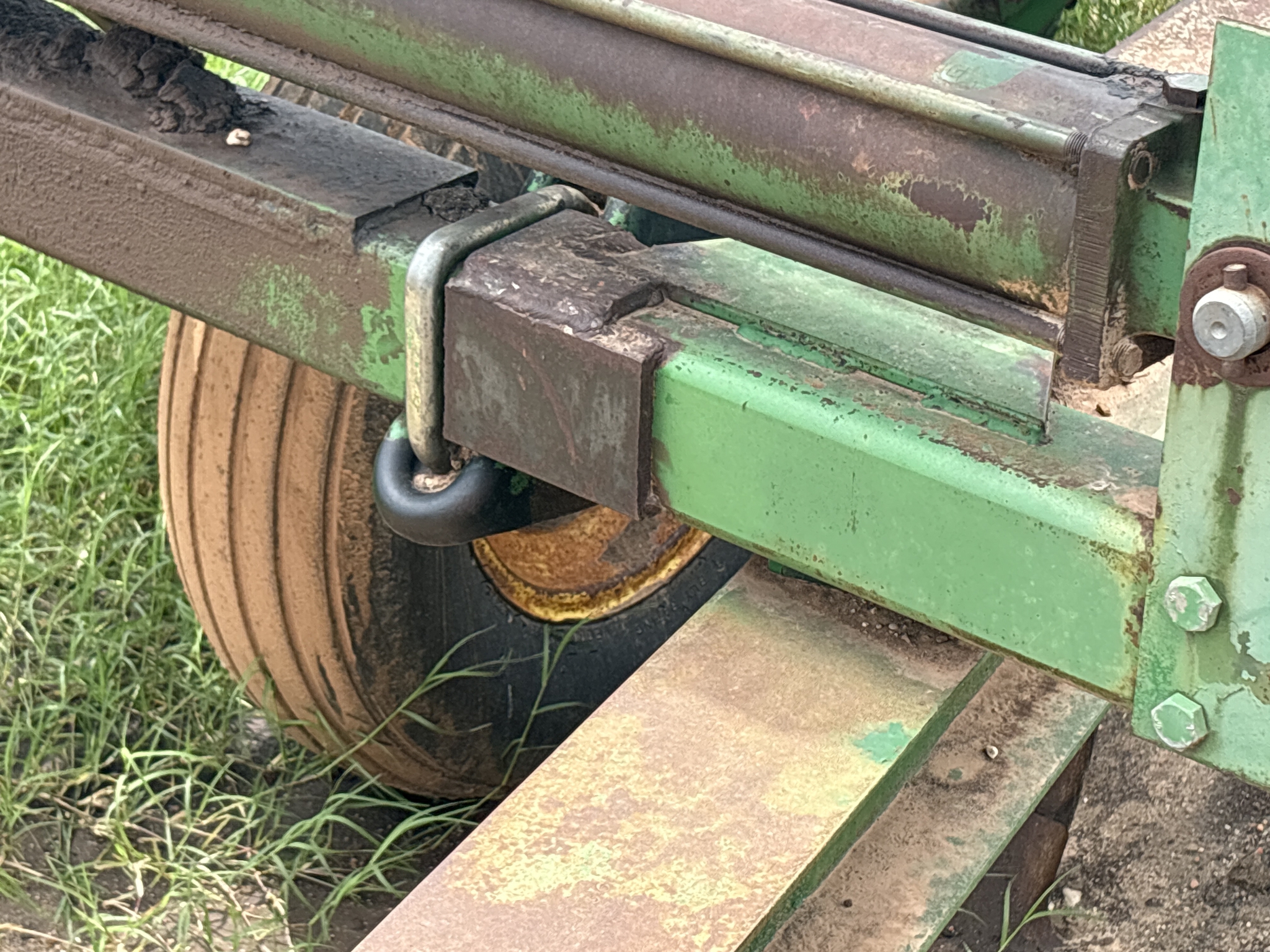 1996 John Deere 610 Image 16