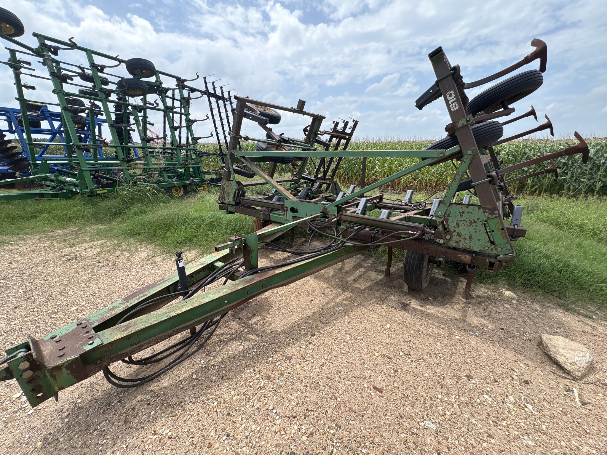 1996 John Deere 610 Image 4