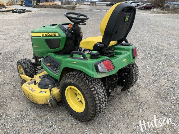 Photo of 2019 John Deere X758