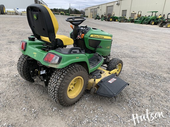 Photo of 2019 John Deere X758