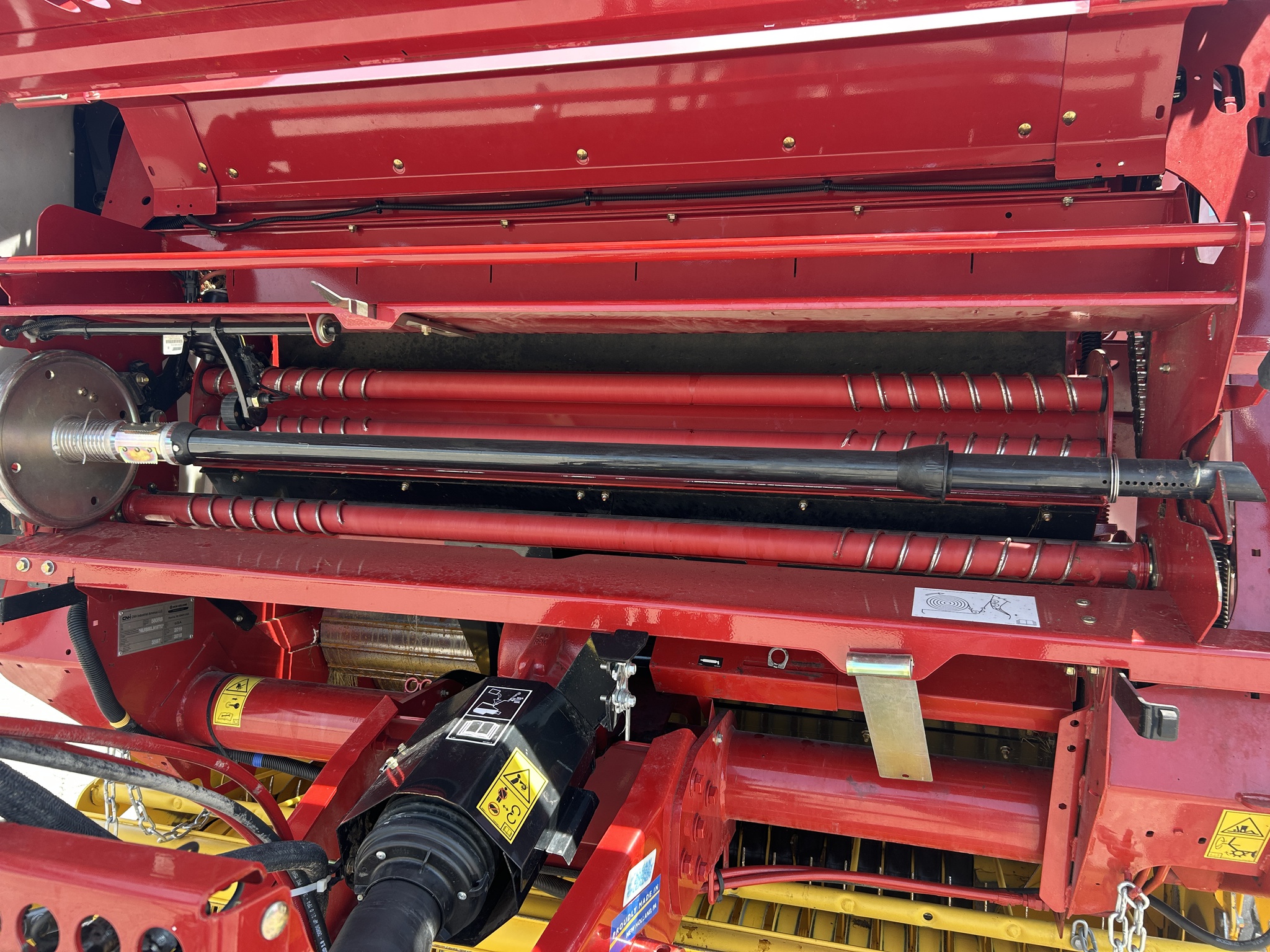  2019 New Holland Rollbelt 560 at Heritage Tractor in Baldwin City, KS
